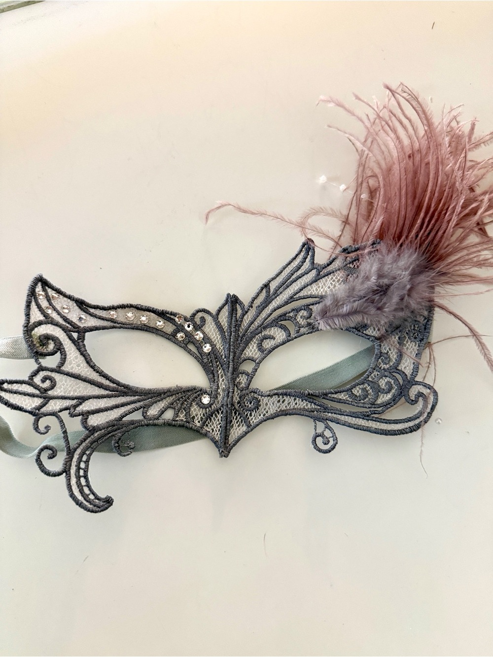 Handmade Swarovski Crystal Feather Masquerade Mask GREY WHITE